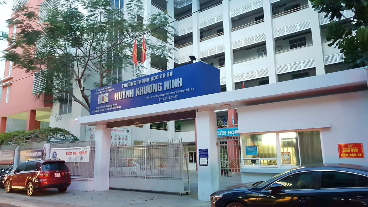 Cho thuê nhà mặt tiền Huỳnh Khương Ninh, p đakao Quận 1.